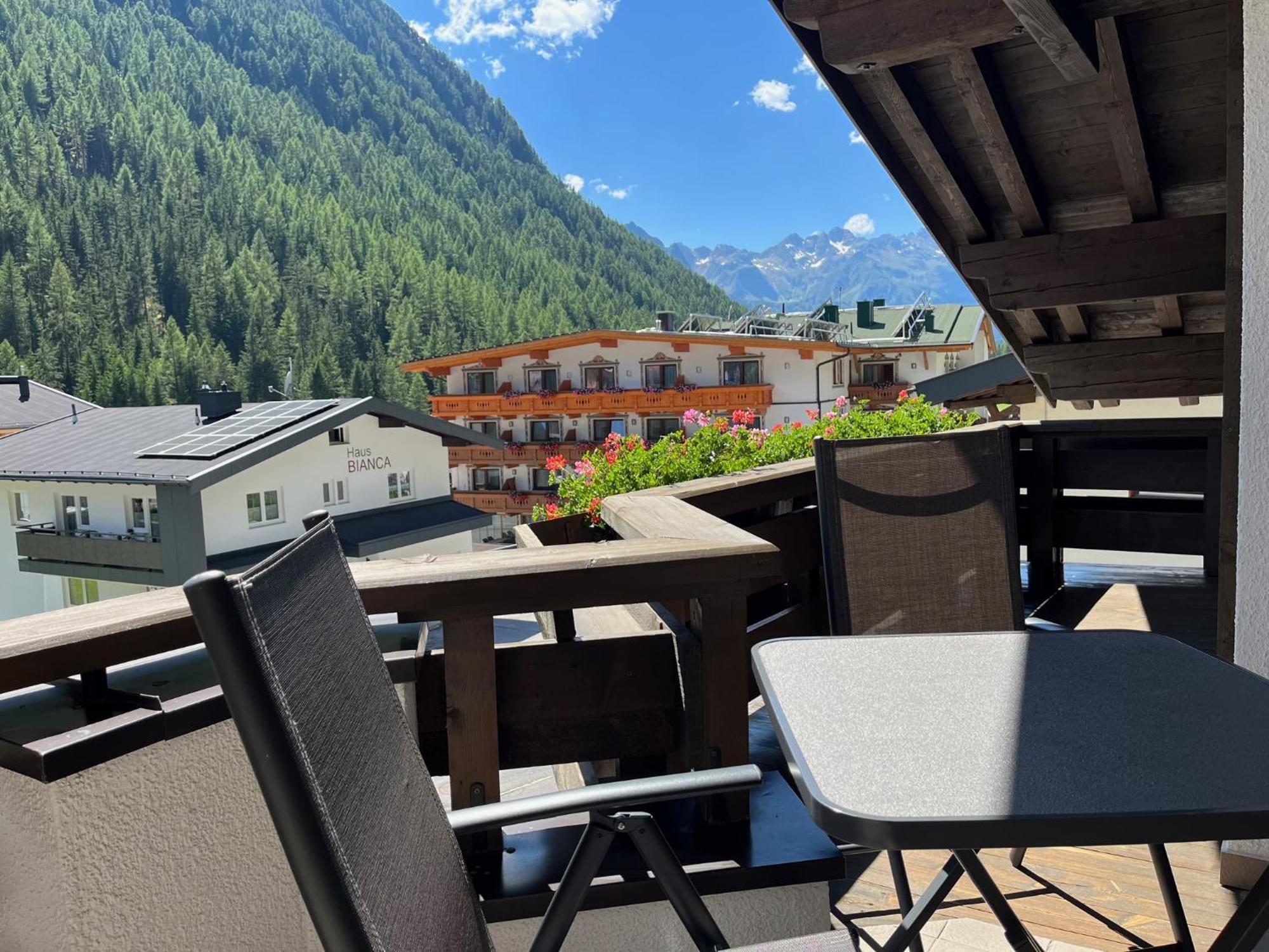 Appartementhaus Nadine Längenfeld Esterno foto